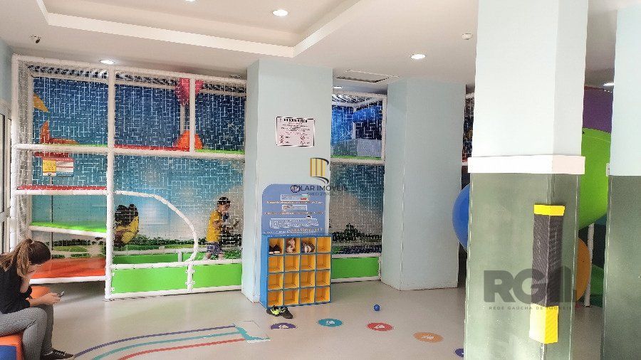 Apartamento 2 dormitórios no bairro Vila Ipiranga
