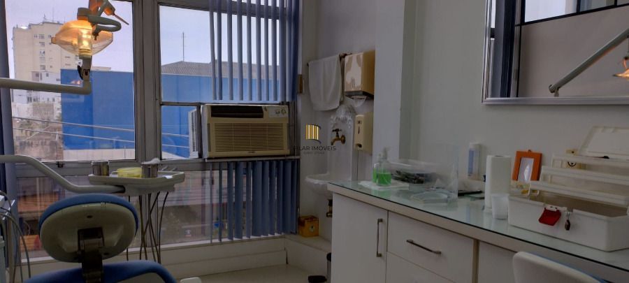 Sala Comercial 1 dormitório no bairro Floresta