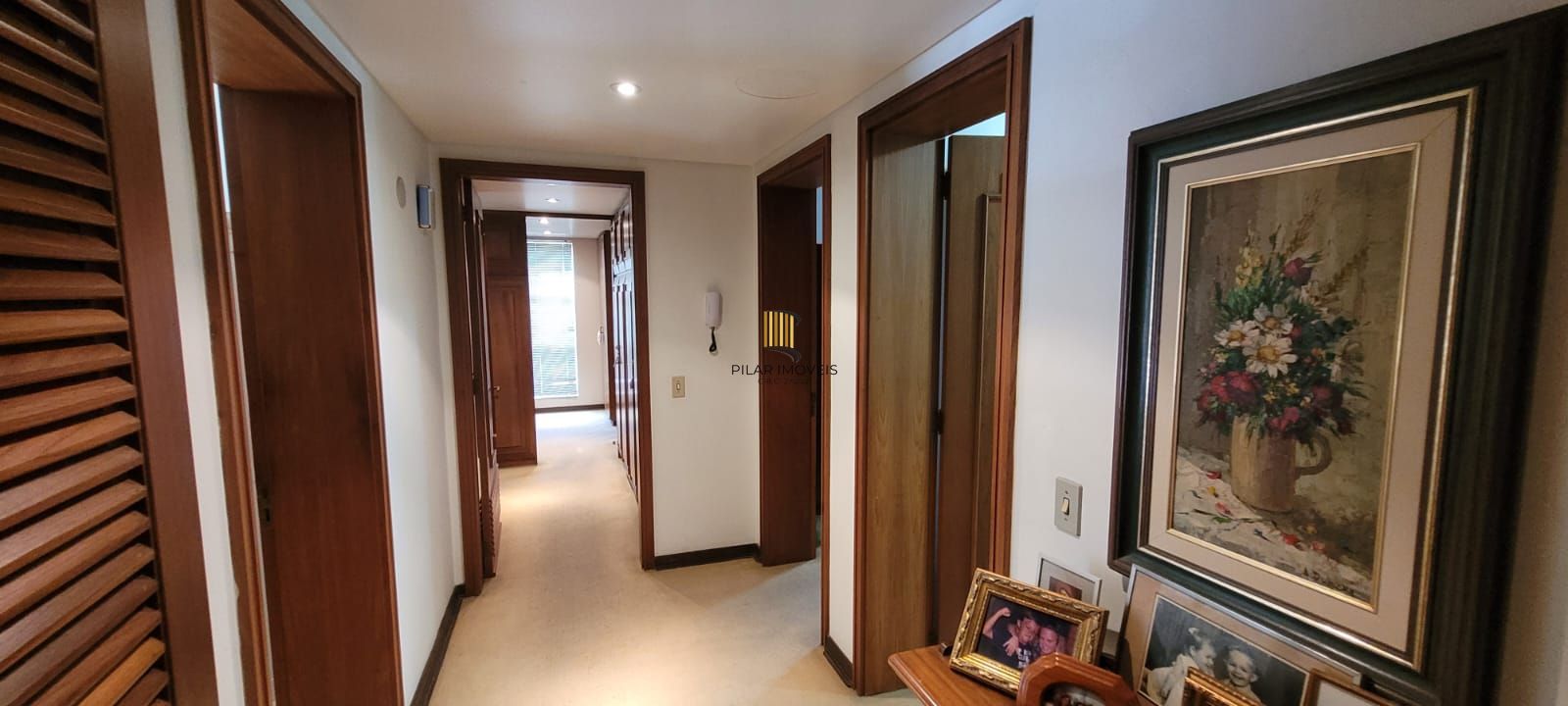 VENDA APARTAMENTO 3 DORMITÓRIOS, SACADA ABERTA, SUITE,  257,00 m² PRIVATIVOS 2 VAGAS, BELA VISTA