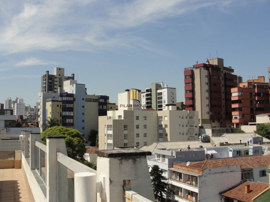 VENDA Cobertura  3 dormitórios próximo a Praça da Encol, Porto Alegre , com  640m² privativos,  3 suítes, 3 VAGAS