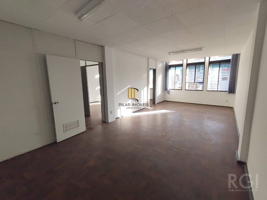 Conjunto/Sala para Venda - 61m², 0 dormitórios, Centro Histórico