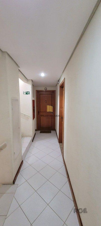 Apartamento com 2 dormitórios  churrasqueira 1 vaga bairro Santana - Porto Alegre, área de 60 m²