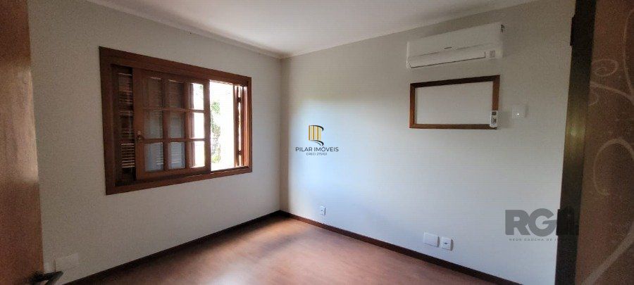 Apartamento de 2 dormitórios grande com suite, sacada fechada com churrasqueira, elevador, garagem, no Bairro São João / Higienópolis