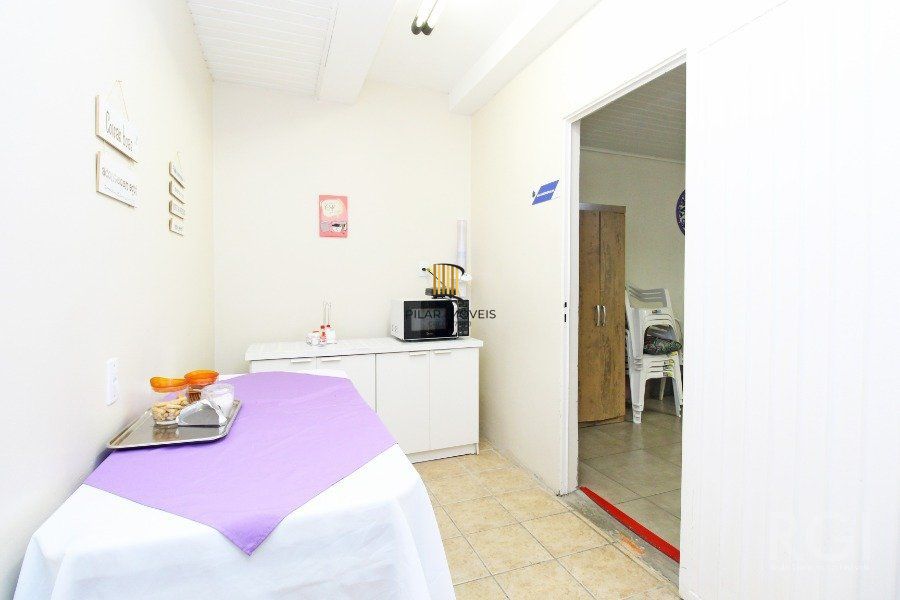 Casa para Venda - 260m², 3 dormitórios, sendo 1 suites, Rio Branco