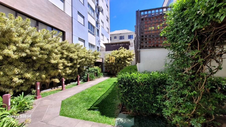 Apartamento de 1 quarto,  currasqueira, suíte e uma vaga de garagem no bairro Santa Cecilia  junto ao Bom Fim em Porto Alegre.