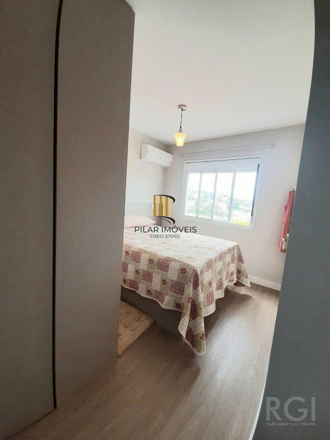 APARTAMENTO  VENDA de  2 dormitórios, suíte,  Medianeira,  1 vaga de garagem escriturada