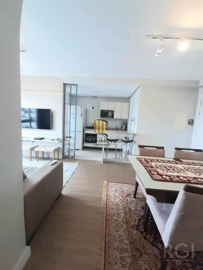 APARTAMENTO  VENDA de  2 dormitórios, suíte,  Medianeira,  1 vaga de garagem escriturada