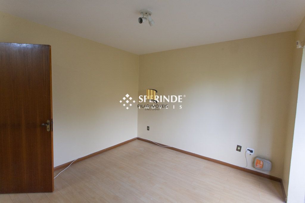 Excelente casa , com 126m2 de área privativa no Bairro Vila Floresta