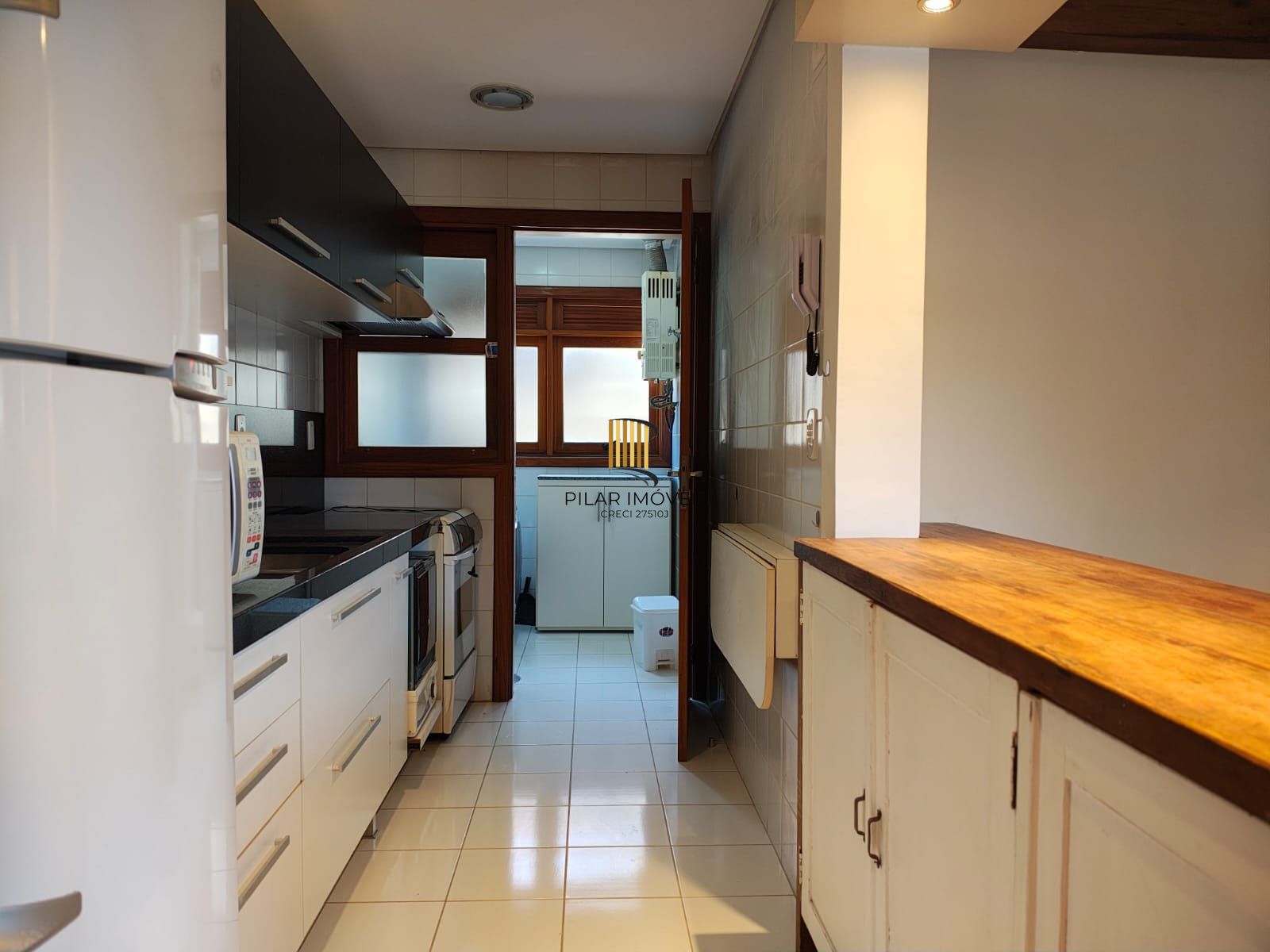 Apartamento Av Guaporé, 2 dormitórios, 2 vagas, churrasqueira