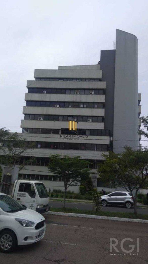 Sala a venda  na Rua Princesa Izabel - Junto ao instituto de Cardiologia  1 vaga - andar alto 
