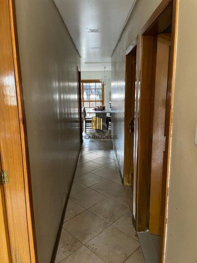 Casa para Venda - 160m², 3 dormitórios, sendo 1 suites, 4 vagas - Querência
