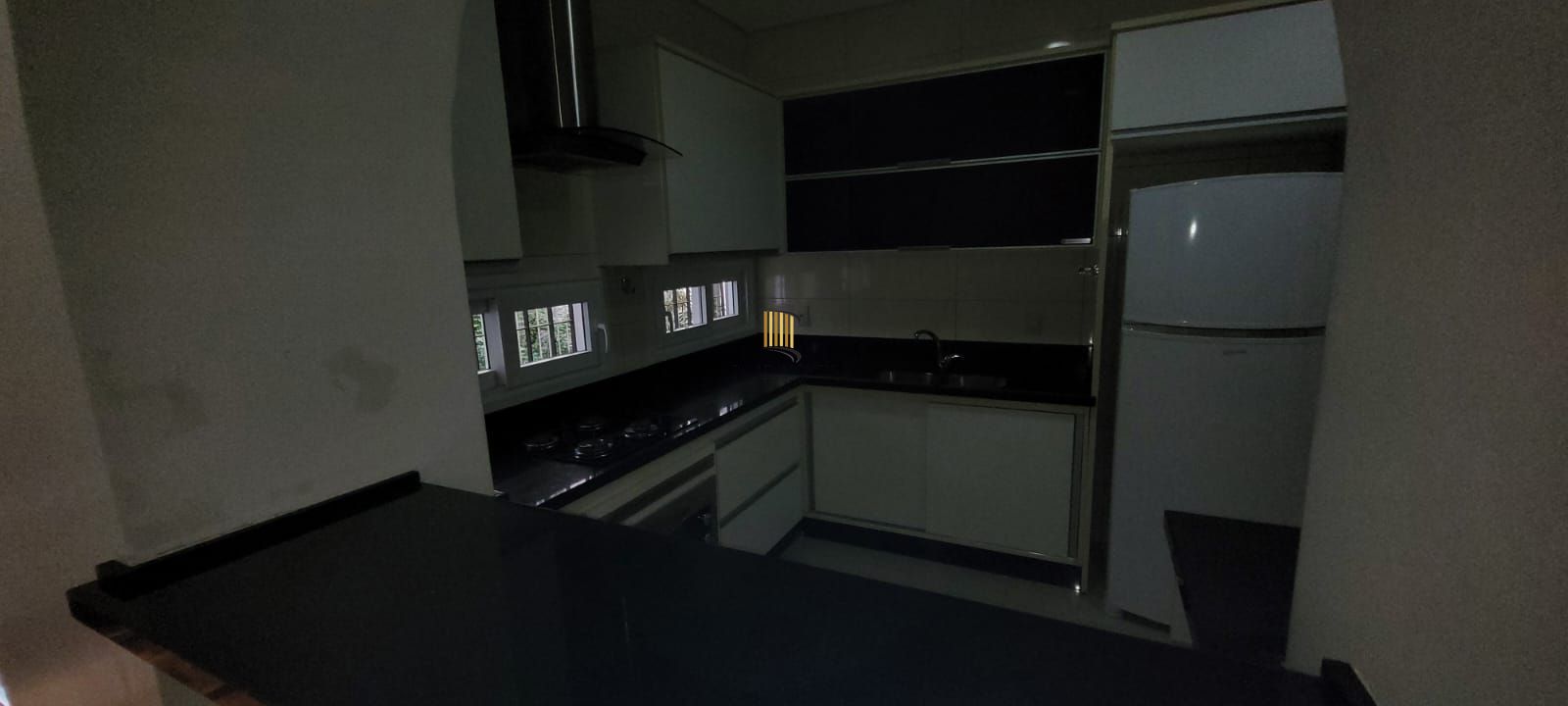 Casa 4 quartos reformada na Rua Andre Poente, residencial com potencial para comercial Próximo Hospital Moinhos de Vento