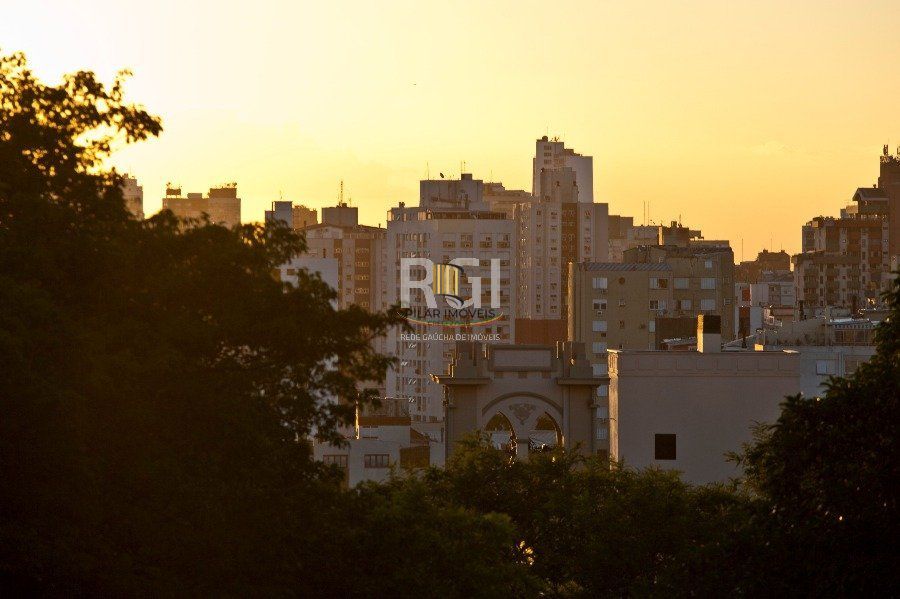 Apartamento para Venda - 135.5m², 3 dormitórios, sendo 1 suites, 2 vagas - Rio Branco
