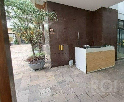 SALA COM 44,63M2 COM MEZANINO NA GOETH