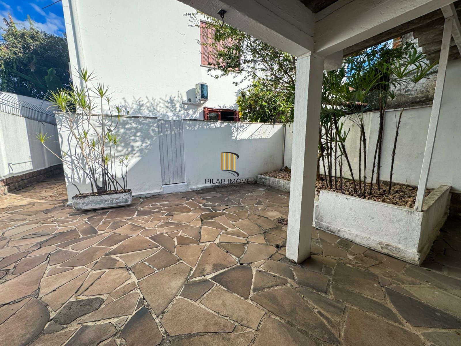 Apartamento com cobertura - bairro área privativa 146 m² - 2 dormitórios - vaga