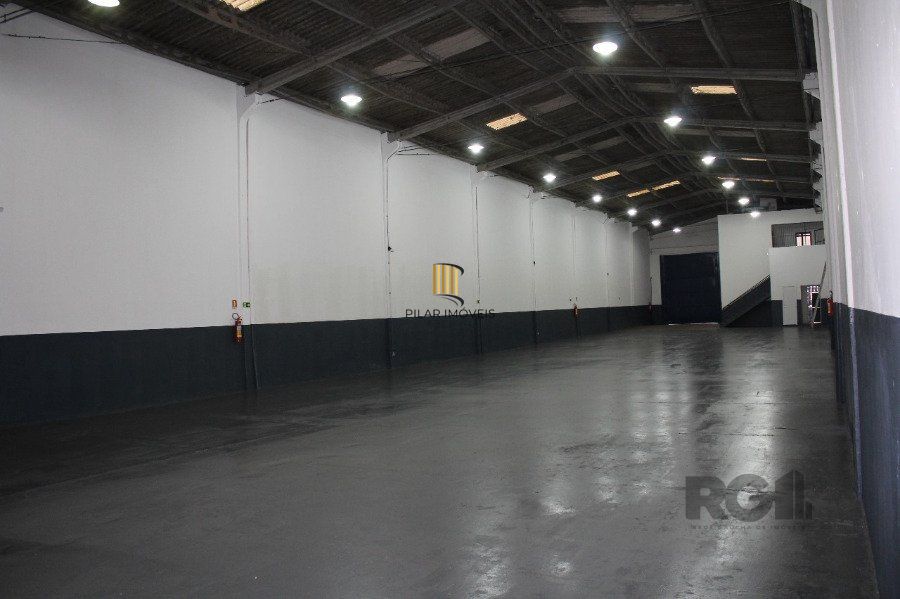Pavilhão 1 dormitório no bairro Humaitá