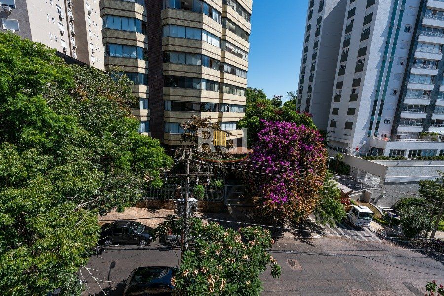 Apartamento para Venda - 135.5m², 3 dormitórios, sendo 1 suites, 2 vagas - Rio Branco