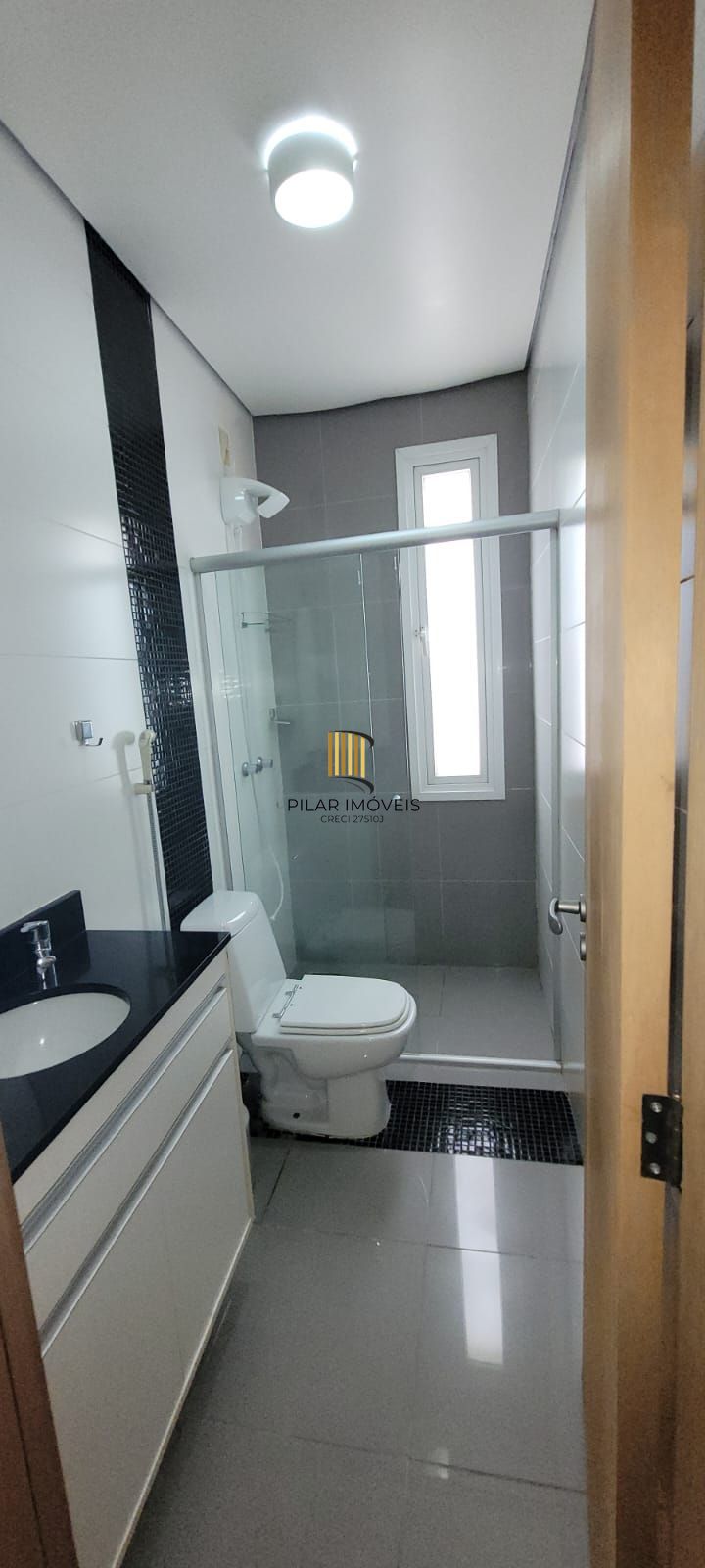 Casa 4 quartos reformada na Rua Andre Poente, residencial com potencial para comercial Próximo Hospital Moinhos de Vento