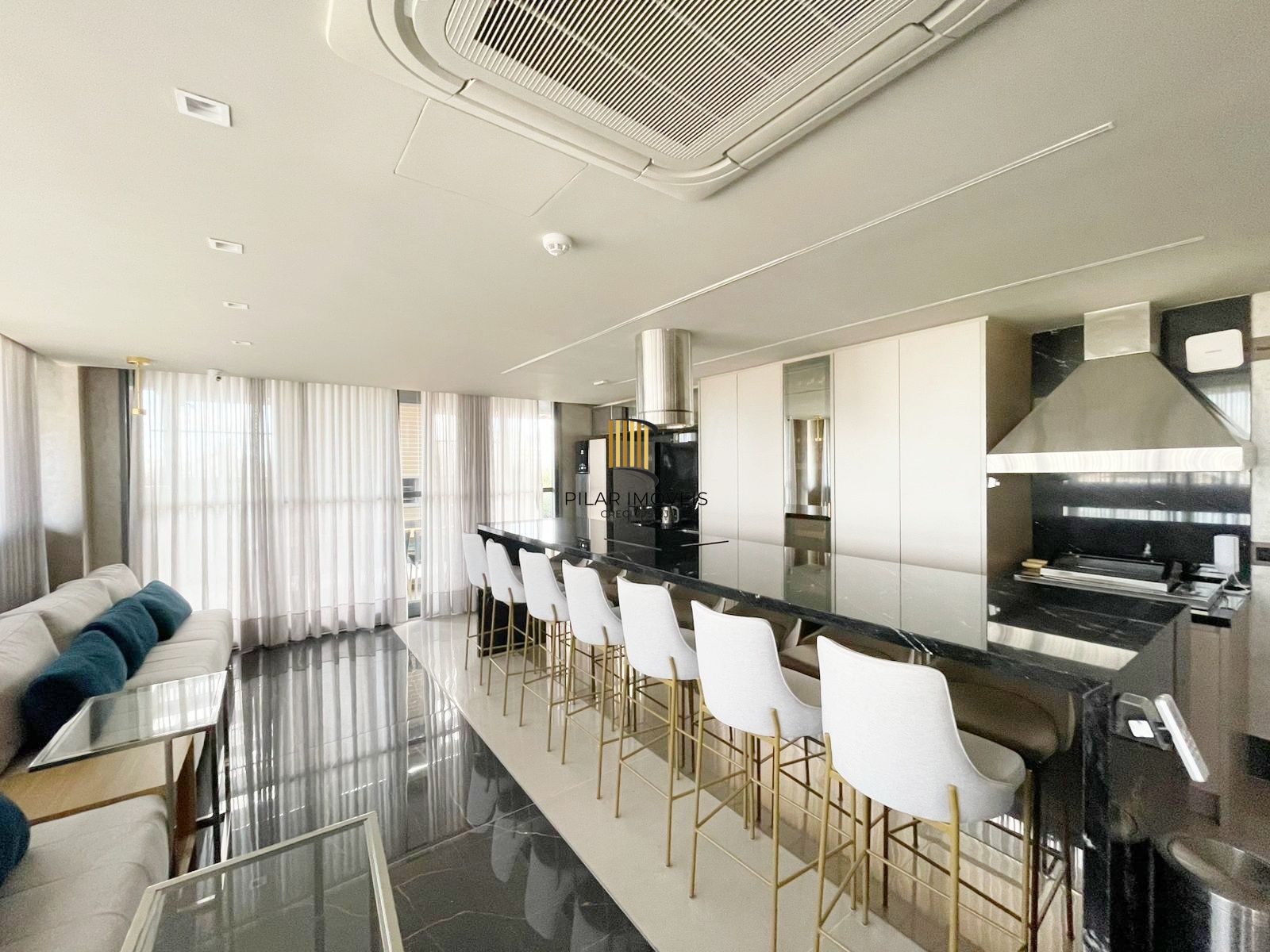 Loft de 26 m² no Skyline Parque Moinhos - 15º andar.