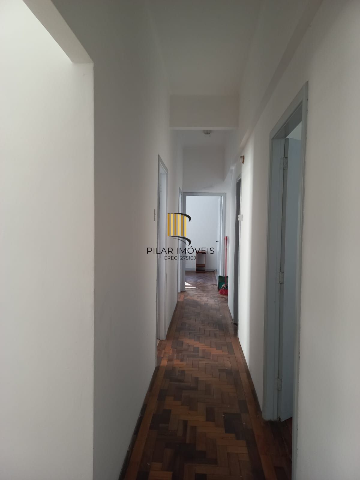 Apartamento 4 dormitórios no bairro Centro Histórico