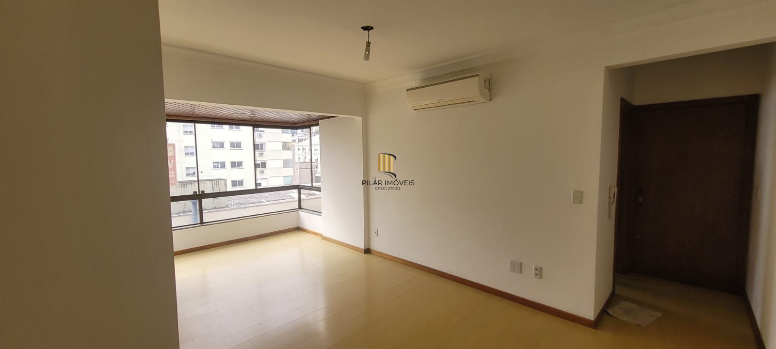 Apartamento 3 quartos  suite, closet, churrasqueira, garagem e elevador próximo Zaffari Ipiranga