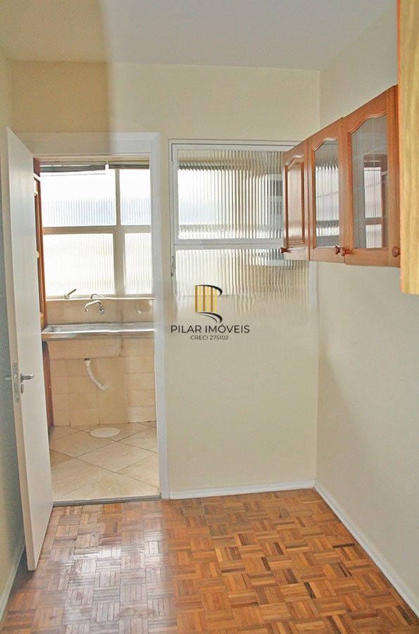 Apartamento 3 dormitórios, sendo 1 suites, 2 vagas - Mont Serrat