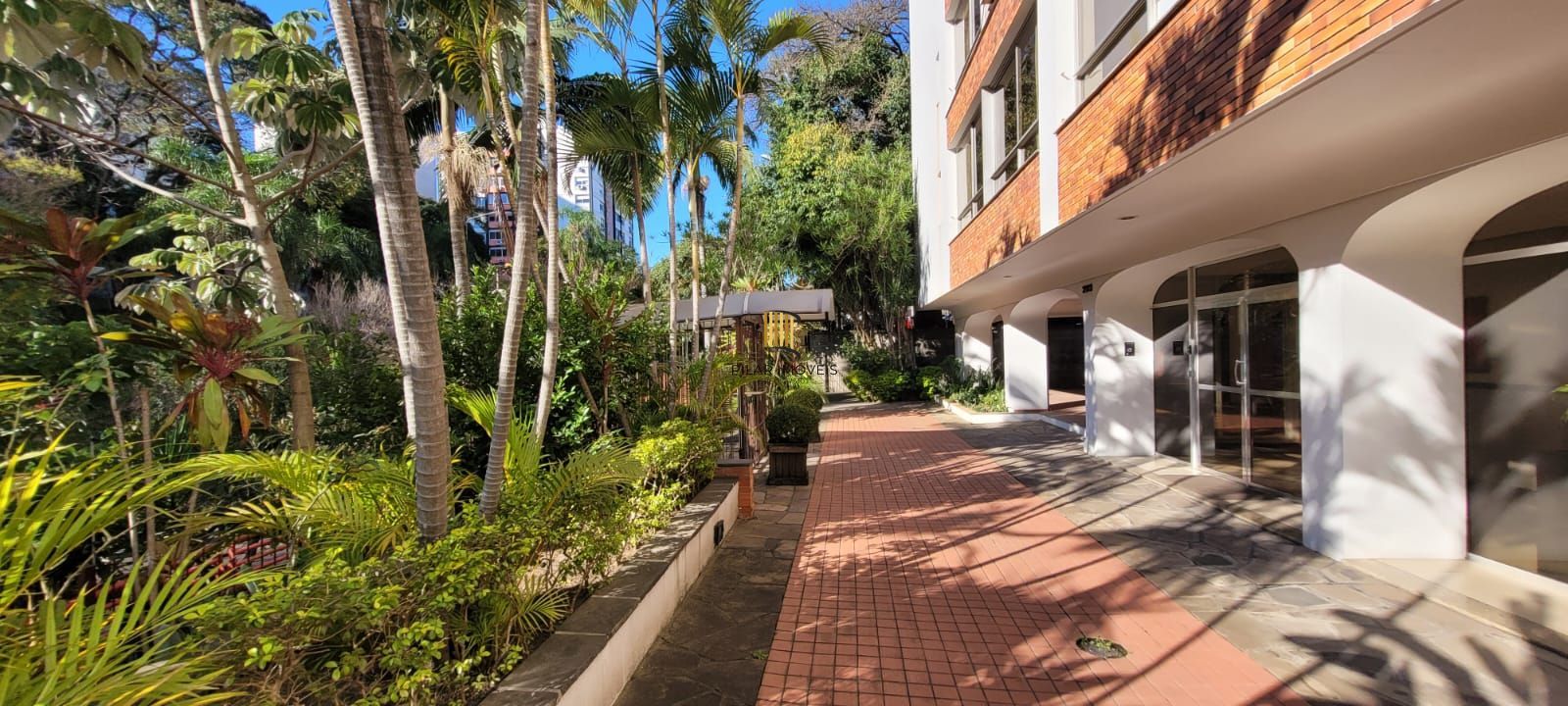 VENDA APARTAMENTO 3 DORMITÓRIOS, SUITE, GARAGEM, ELEVADOR, VISTA, EXCELENTE ORIENTAÇÃO SOLAR, BAIRRO RIO BRANCO JUNTO AO BOM FIM