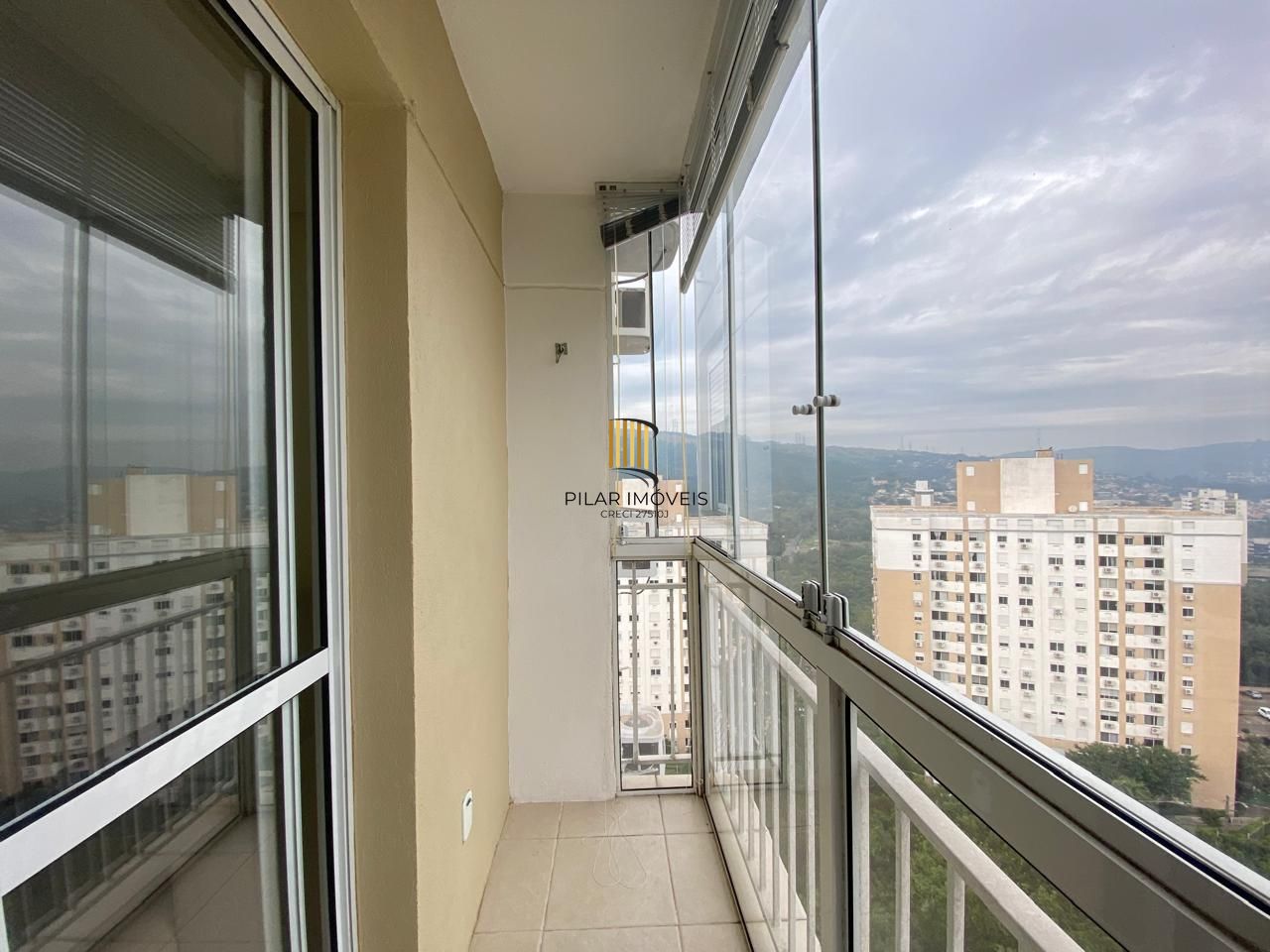 Apartamento de 61 m², com 2 dormitórios, 2 banheiros e 1 vaga no bairro Protásio Alves, Porto Alegre