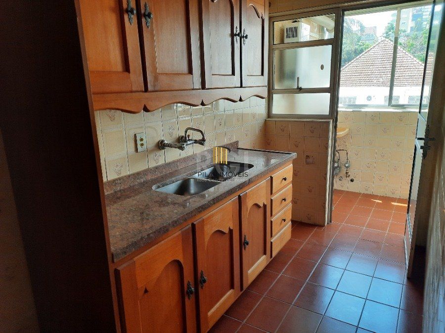 Apartamento para Venda - 80m², 2 dormitórios, 1 vaga - Moinhos de Vento