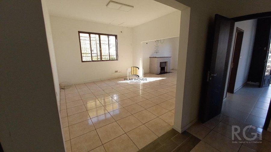 Casa para Venda - 389m², 4 dormitórios, sendo 1 suites, 3 vagas - Nossa Senhora das Dores