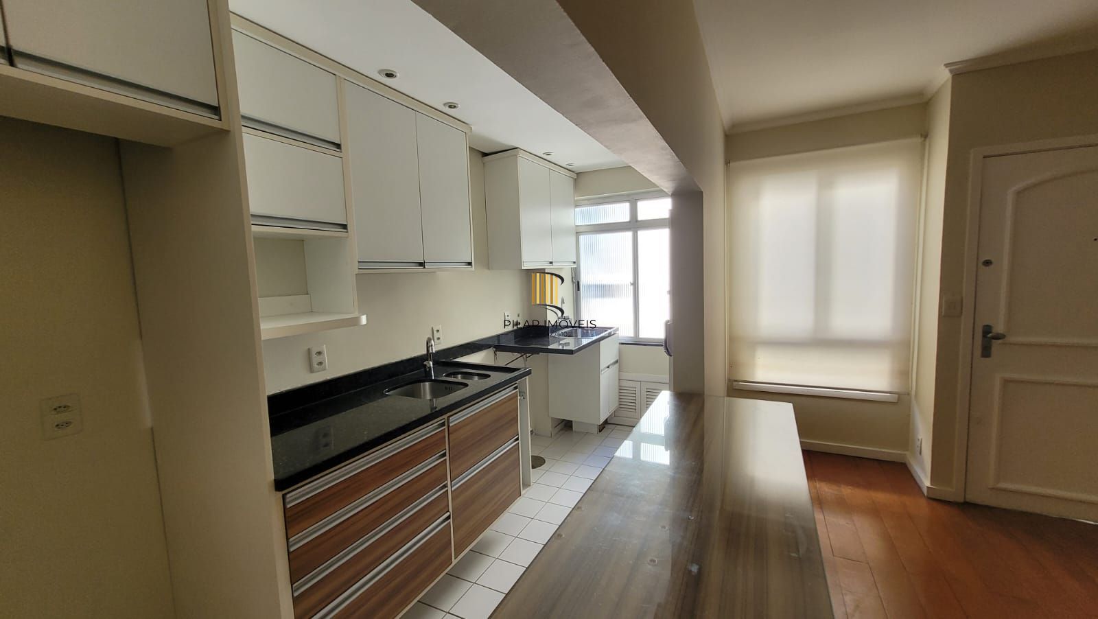 VENDA COBERTURA NO MONT SERRAT 2 DORM com 94m² privativos