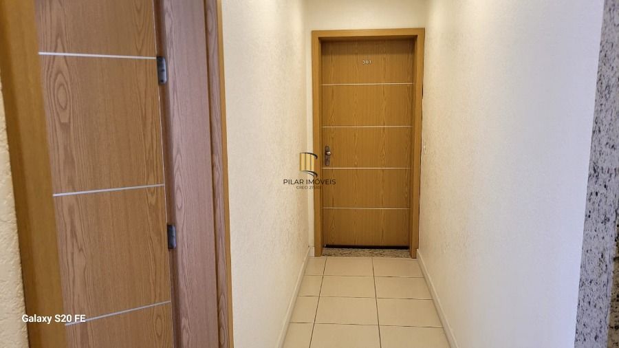 Apartamento de 1 quarto,  currasqueira, suíte e uma vaga de garagem no bairro Santa Cecilia  junto ao Bom Fim em Porto Alegre.