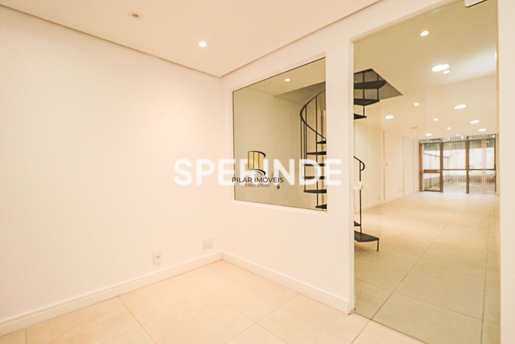 Excelente sala duplex com 56,40 m² na Rua Felipe Camarão - Bom fim