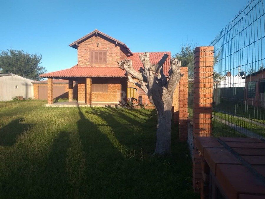 Casa para Venda - 248.88m², 3 dormitórios, sendo 4 suites, 2 vagas - Centro - Pilar Imóveis