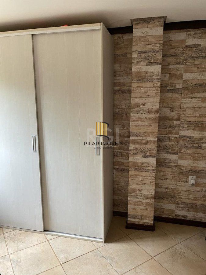 Casa para Venda - 160m², 3 dormitórios, sendo 1 suites, 4 vagas - Querência