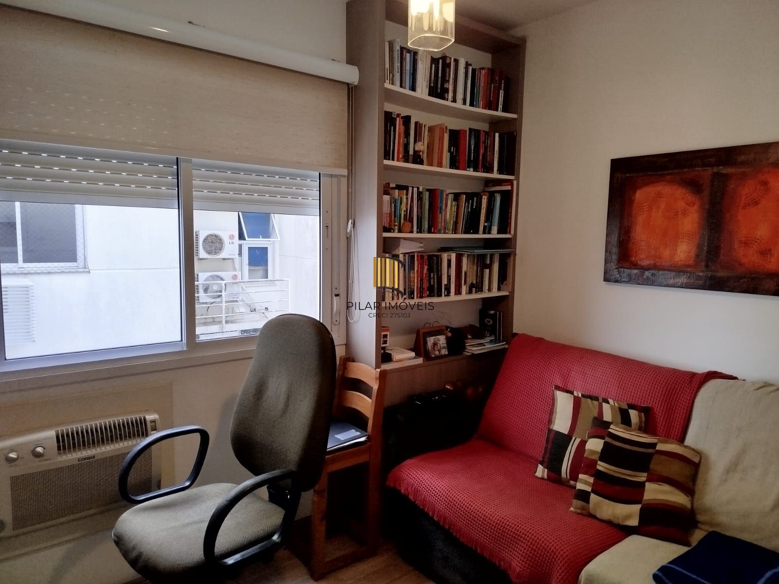 Apartamento Venda  03 dormitórios, transformado em 2 com living extendido.