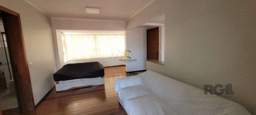 Apartamento de 2 dormitórios grande com suite, sacada fechada com churrasqueira, elevador, garagem, no Bairro São João / Higienópolis