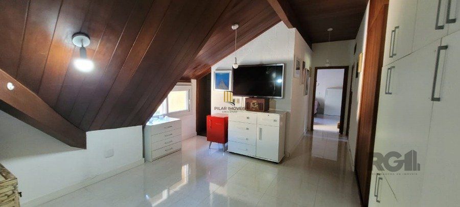Venda Casa maravilhosa em terreno de 8.125m² com acesso ao Rio Guaiba,  na Estrada Retiro da Ponta Grossa - Porto Alegre