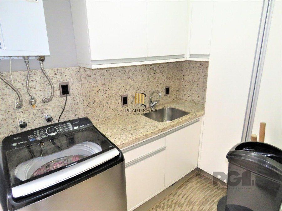 Casa de Condomínio 2 dormitórios no bairro Humaitá