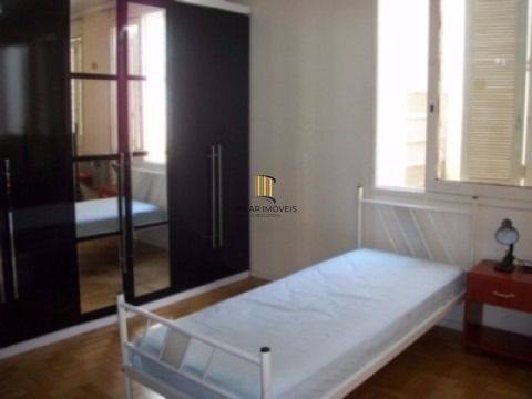 Casa 3 dormitórios no bairro Jardim do Salso