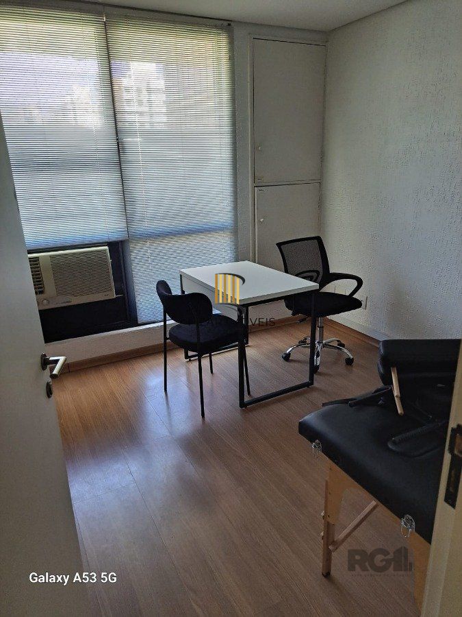 SALA COM 205,21 M2 DUAS VAGAS NA AUXILIADORA 