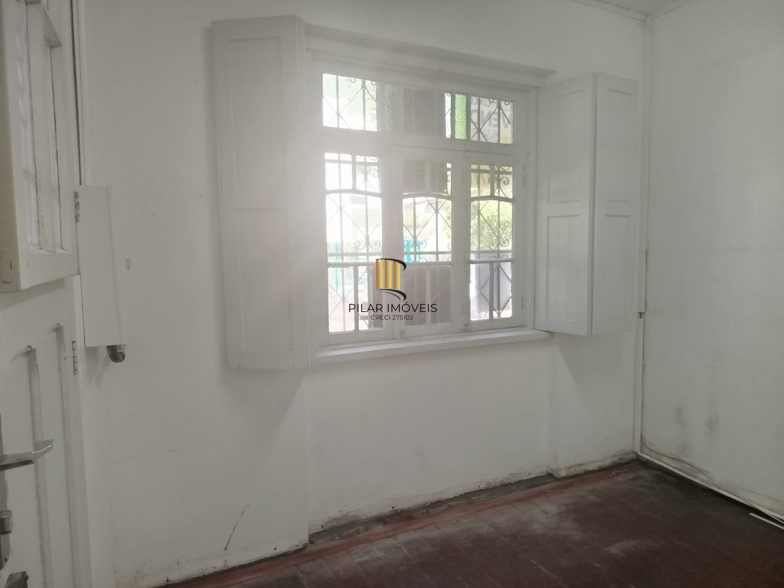 Casa 2 dormitórios no bairro Santa Cecília