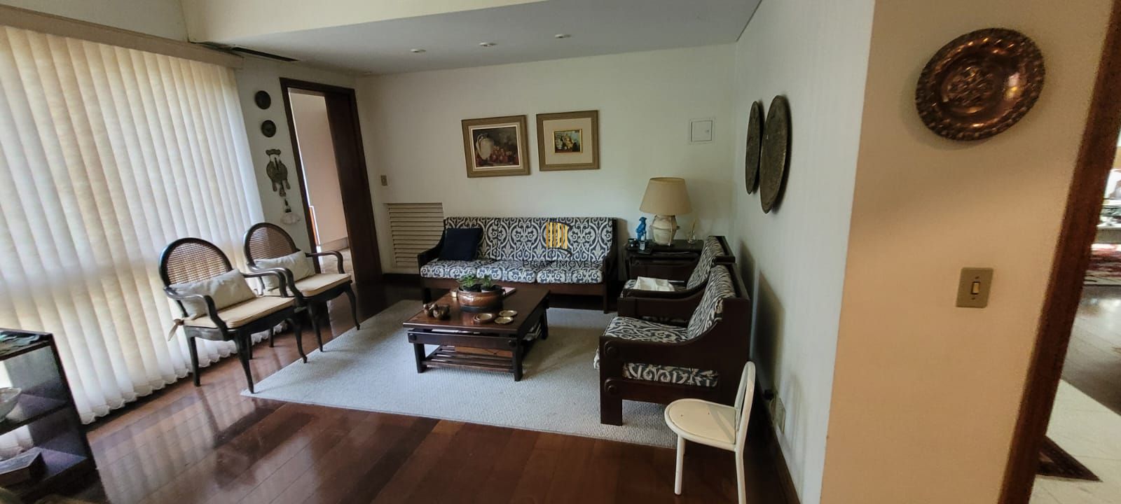 VENDA APARTAMENTO 3 DORMITÓRIOS, SACADA ABERTA, SUITE,  257,00 m² PRIVATIVOS 2 VAGAS, BELA VISTA