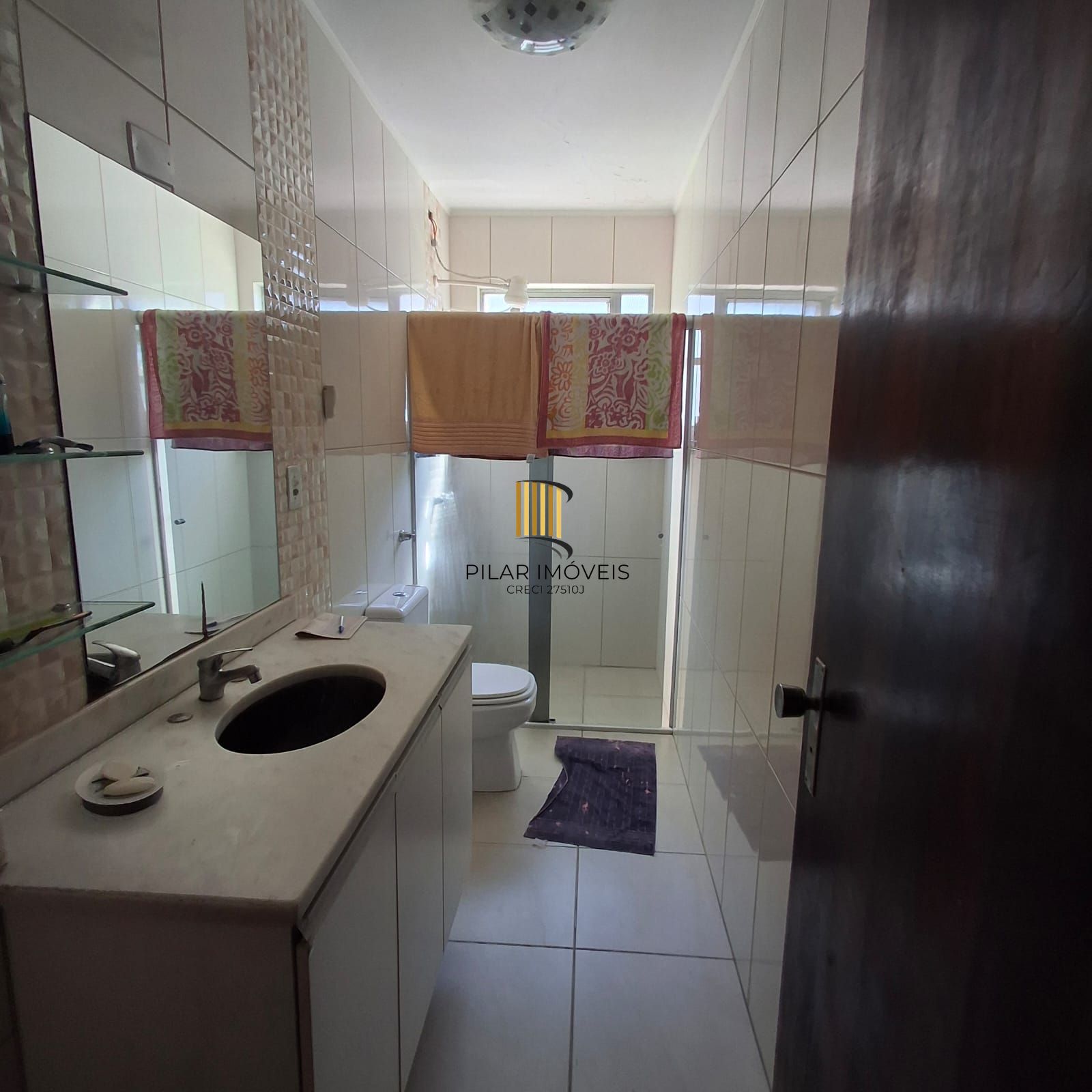 Amplo apartamento de 3 dormitórios próximo ao Zaffari Cabral, Parcão, Colegio Leonardo da Vinci