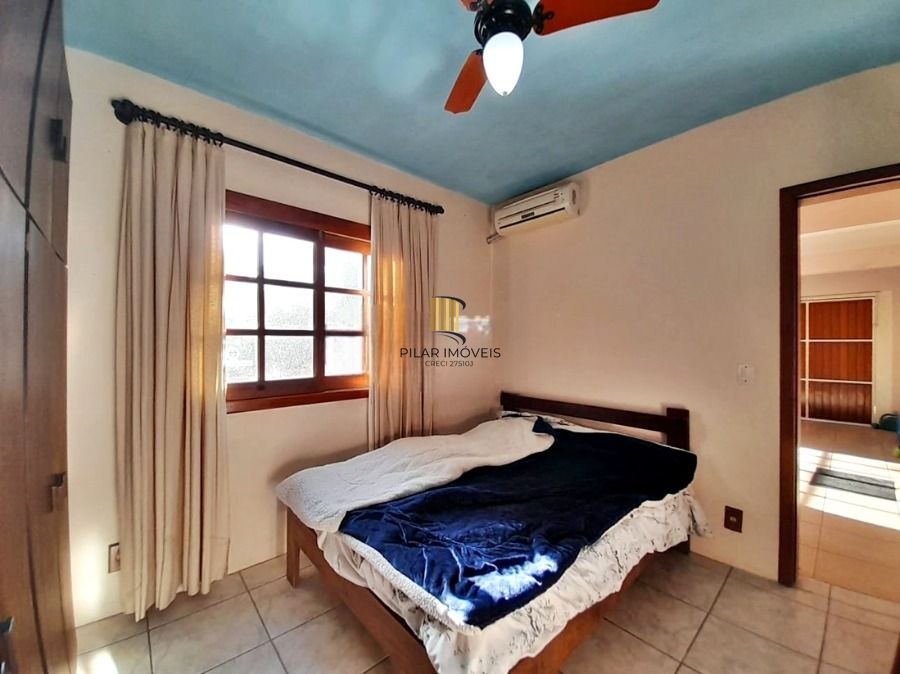 Casa 5 dormitórios no bairro Vila Nova