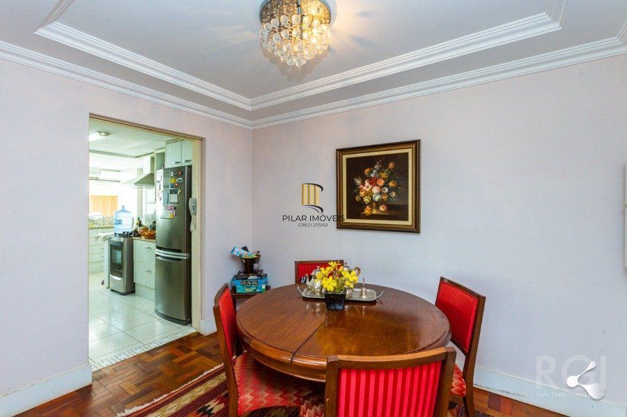 Apartamento para Venda - 144.73m², 3 dormitórios, sendo 1 suites, 2 vagas - Moinhos de Vento