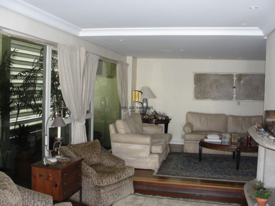 VENDA Cobertura  3 dormitórios próximo a Praça da Encol, Porto Alegre , com  640m² privativos,  3 suítes, 3 VAGAS