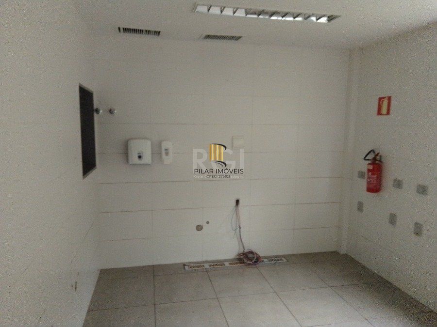 Apartamento para Venda - 25m², 1 dormitório, 1 vaga - Colina
