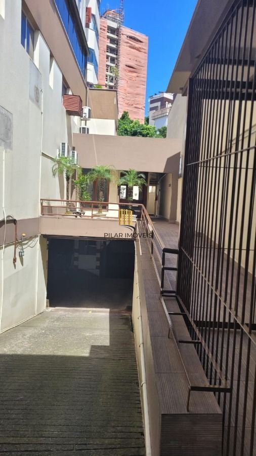 Apartamento para Venda -  1 dormitório amplo com 59,00m², 1 vaga - Rio Branco junto ao parcão, moinhos de vento