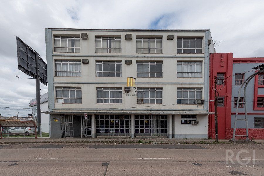 Predio para Venda - 2203.23m², 0 dormitórios, 30 vagas - São João